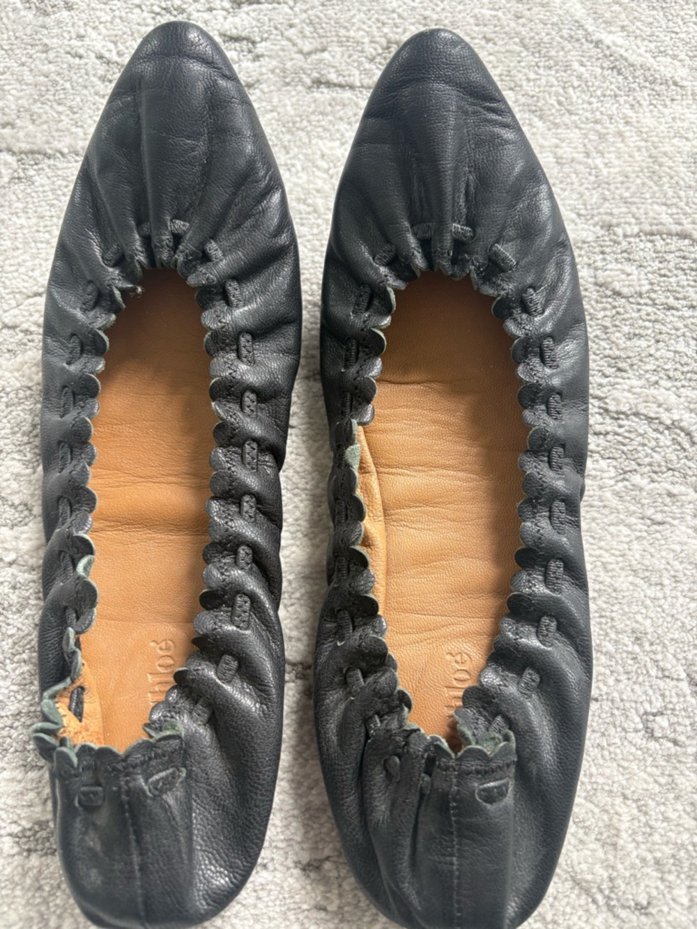 See by Chloé Jane Scalloped Ballet Flats Black Leather | Size 38 (US 7.5–8)